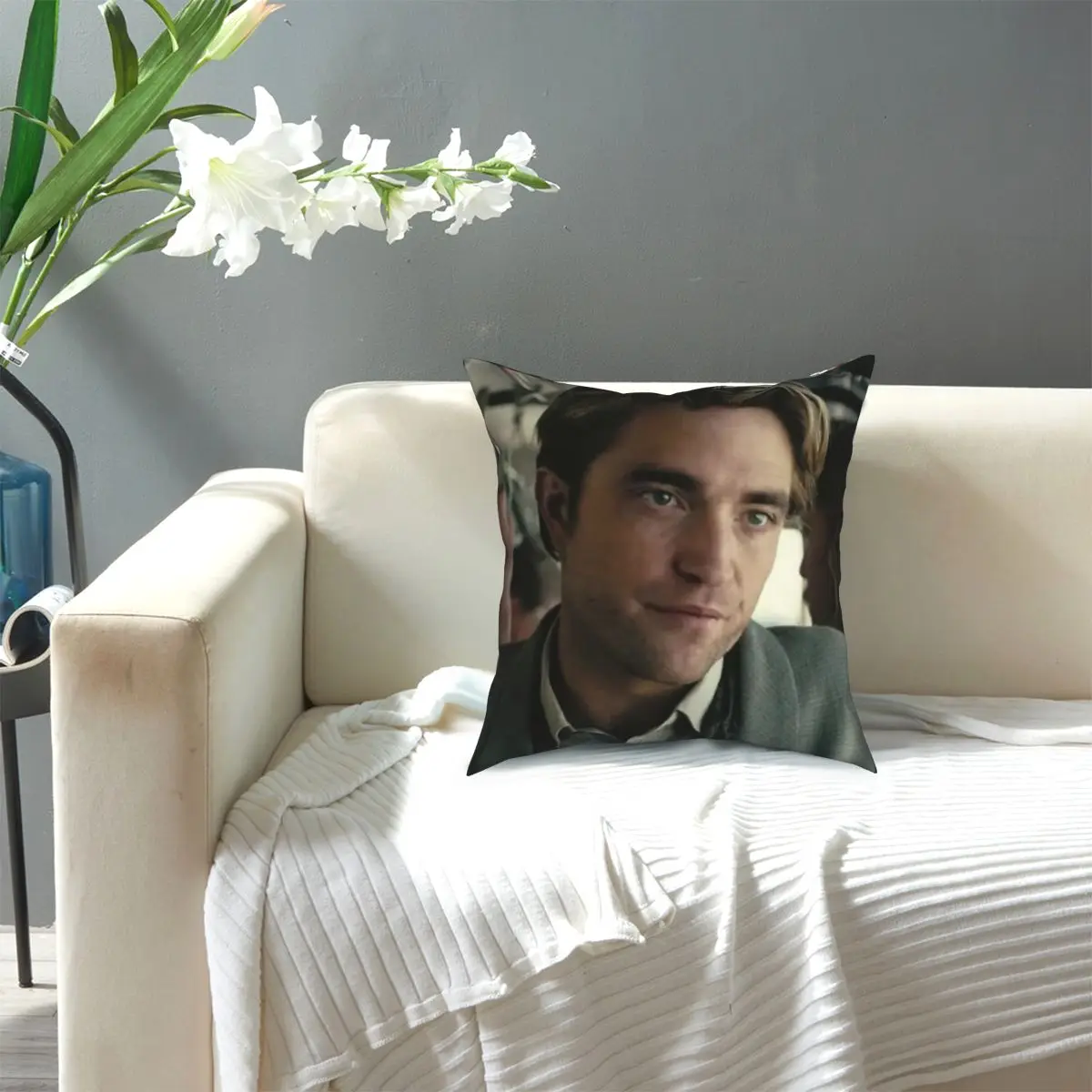Robert Pattinson TENET Pillowcase Printed Polyester Cushion Cover Gift Pillow Case Cover Home Wholesale 40X40cm Cushion Covers
Robert Pattinson TENET Pillowcase Printed Polyester Cushion Cover Gift Pillow Case Cover Home Wholesale 40X40cm Cushion Covers