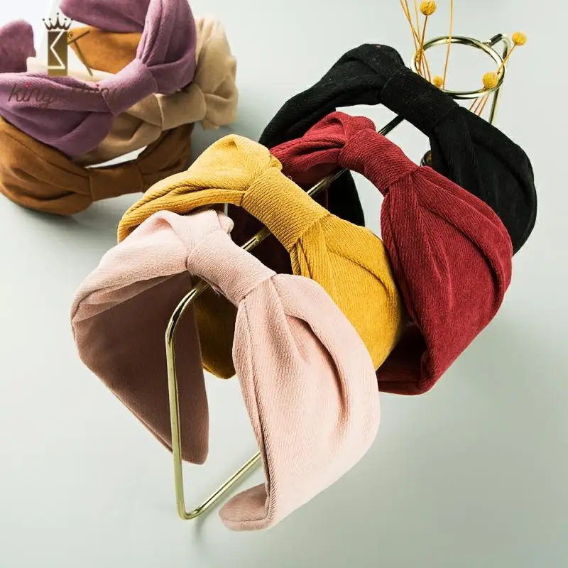 Elegant Korean Bowknot Headband for Woman Vintage Solid Color Velvet Fabric Twist Hairband Girls Party Hair Accessories Headwear
Elegant Korean Bowknot Headband for Woman Vintage Solid Color Velvet Fabric Twist Hairband Girls Party Hair Accessories Headwear