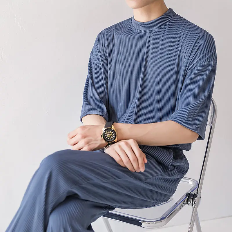 Summer Pleated T Shirt Men's Fashion Apricot Black Blue Casual Tshirt Men Streetwear Korean Loose Short-sleeved T-shirt Mens
Summer Pleated T Shirt Men's Fashion Apricot Black Blue Casual Tshirt Men Streetwear Korean Loose Short-sleeved T-shirt Mens