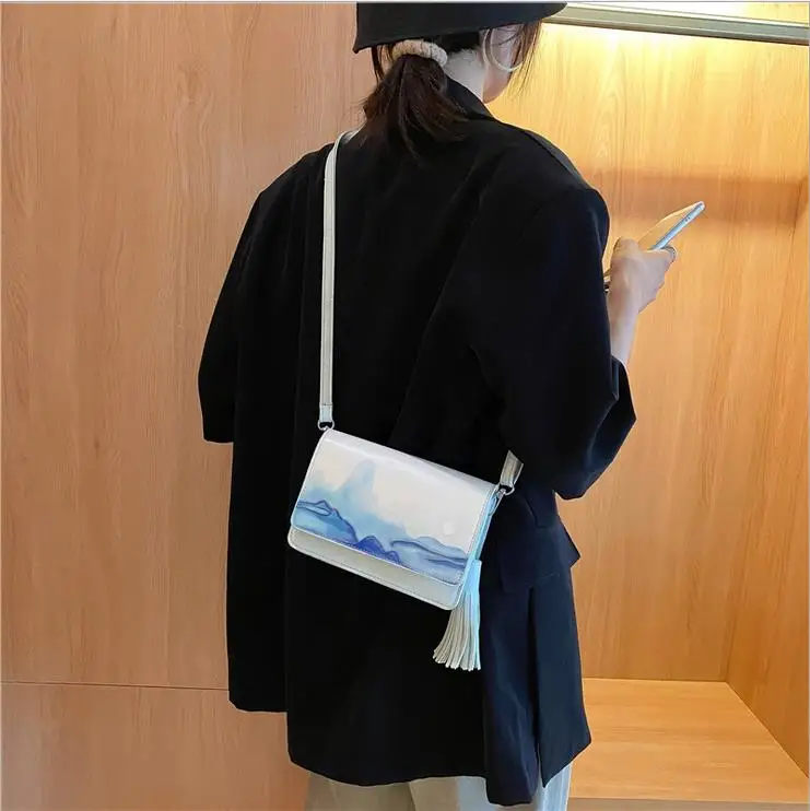 Women Small Round Shape/Square Crossbody Bag Unique Watercolor Printed Shoulder Bag Multi-color Lightweight Handbag with Tassel
Women Small Round Shape/Square Crossbody Bag Unique Watercolor Printed Shoulder Bag Multi-color Lightweight Handbag with Tassel