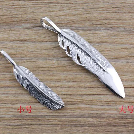 Takahashi Kagura Goro's Handmade Sterling Silver Feather Pendant Simple Personality Trendy Silver Necklace Accessories Jewelry 
Takahashi Kagura Goro's Handmade Sterling Silver Feather Pendant Simple Personality Trendy Silver Necklace Accessories Jewelry