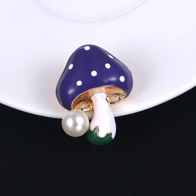 European and American Hot Style Cartoon Mushroom Brooch Fashion Wild Cute Small Collar Pin Accessories Wholesale | Украшения и