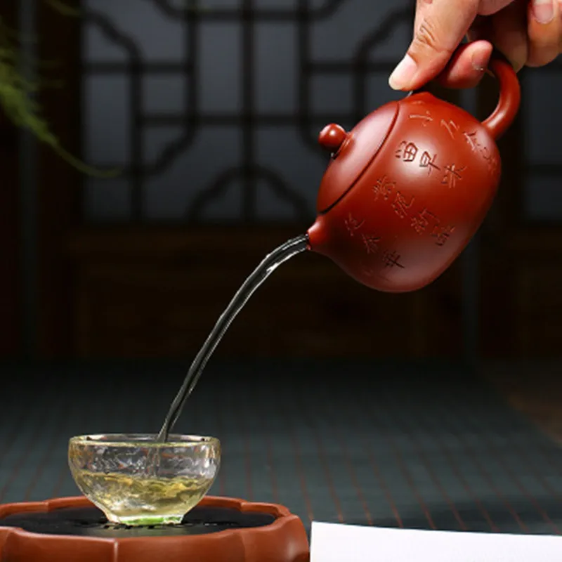 2020 Chinese Ceramic Teapot Clay Tea Pot Yixing Zisha Handmade Pots Gongfu Set 230ml New Arrived High Quality With Gift Box
2020 Chinese Ceramic Teapot Clay Tea Pot Yixing Zisha Handmade Pots Gongfu Set 230ml New Arrived High Quality With Gift Box
