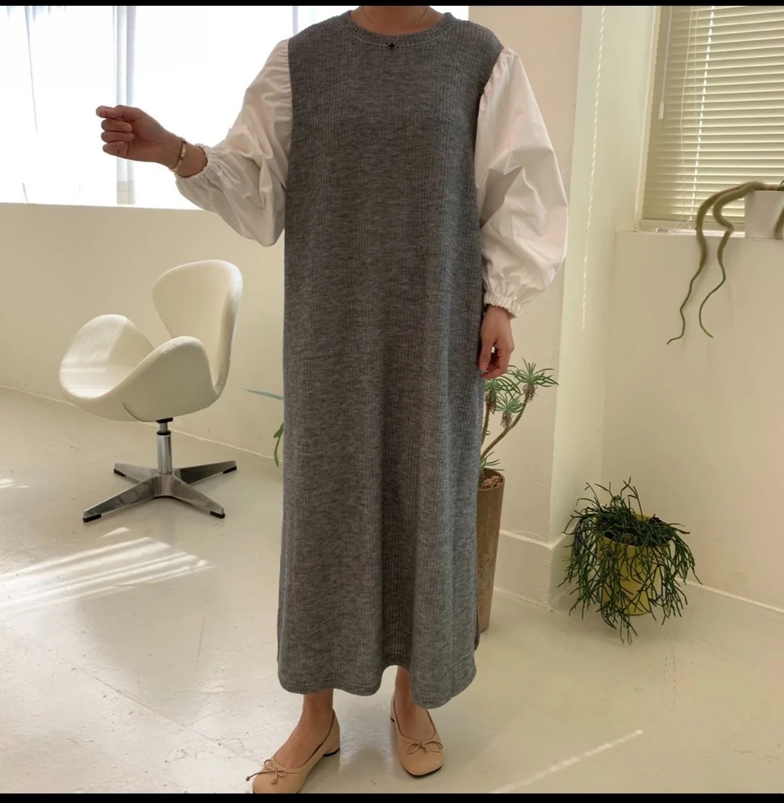 Женское трикотажное свободное платье SuperAen, Повседневное платье до щиколотки с круглым вырезом и пышными рукавами трапециевидной формы
Женское трикотажное свободное платье SuperAen, Повседневное платье до щиколотки с круглым вырезом и пышными рукавами трапециевидной формы