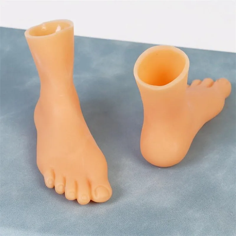 1 Pair Funny Finger Puppets Silicone Foot Model Puppets Finger Toy Mini Left Right Feet Finger Puppets Pet Toy