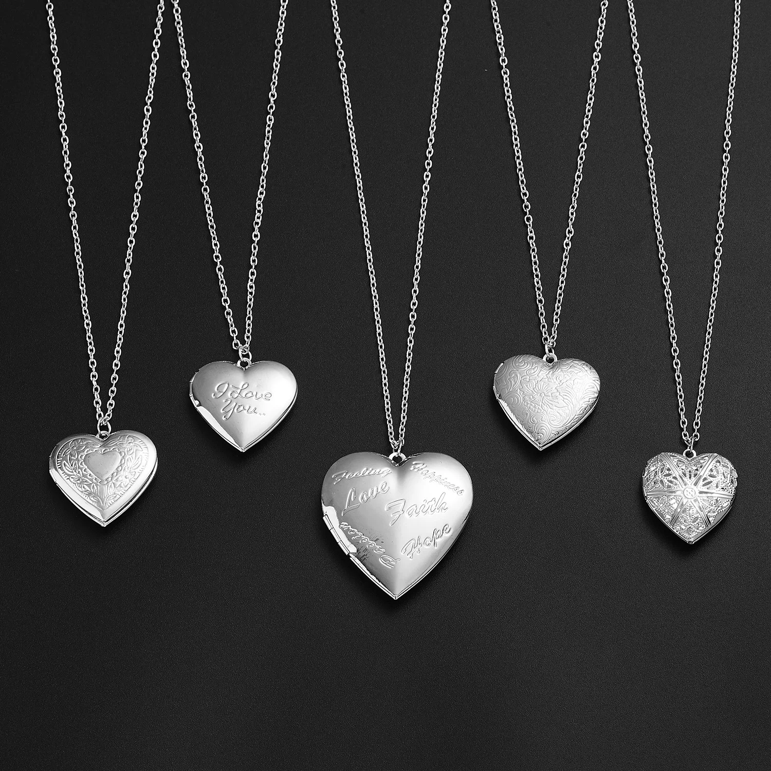 Unique Silver Color Photo Frame Pendant Necklace Carved Designs Heart-shaped Openable Locket Necklace Family Jewelry Gift
Unique Silver Color Photo Frame Pendant Necklace Carved Designs Heart-shaped Openable Locket Necklace Family Jewelry Gift