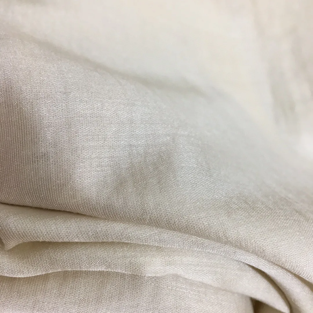 High Quality Luxury Spring Sexy Women New Lace Mesh Stitching Single-breasted Long-sleeved High Street Top Shirts
High Quality Luxury Spring Sexy Women New Lace Mesh Stitching Single-breasted Long-sleeved High Street Top Shirts