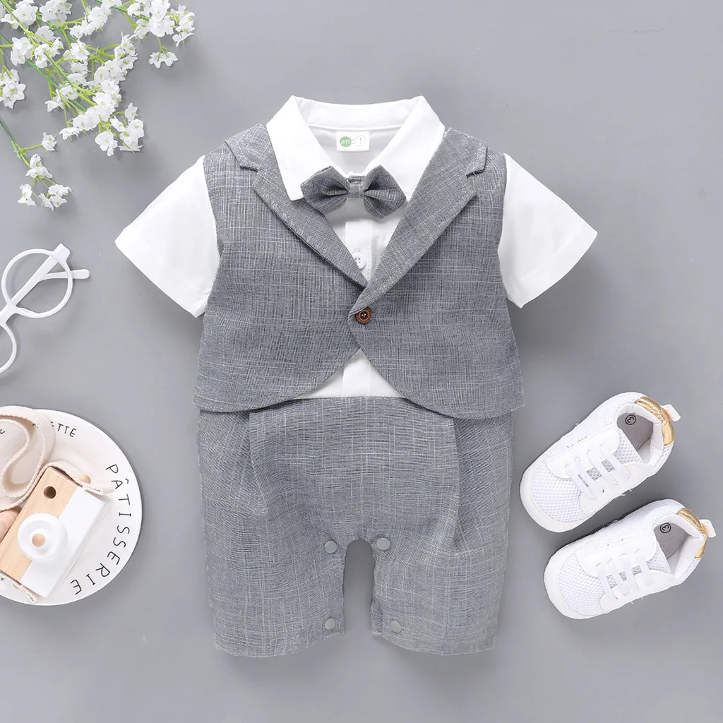 Gentleman Bow Tie Romper Jumpsuit For Newborn Infant Baby Boys Summer Short Sleeve Turndown Collar Buttons Jumpsuits 0-18 Months
Gentleman Bow Tie Romper Jumpsuit For Newborn Infant Baby Boys Summer Short Sleeve Turndown Collar Buttons Jumpsuits 0-18 Months
