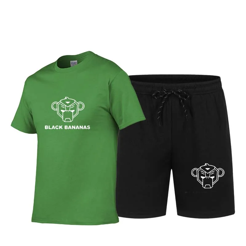 2021 popular new black banana cotton men's T-shirt + sports shorts suit summer high-quality T-shirt sports running suit
2021 popular new black banana cotton men's T-shirt + sports shorts suit summer high-quality T-shirt sports running suit