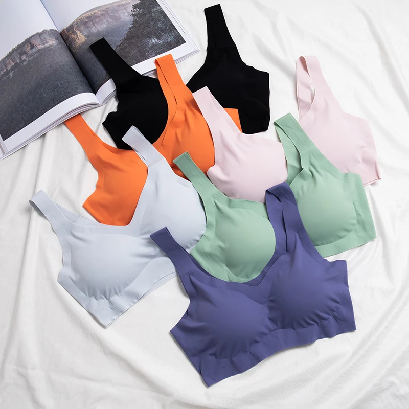 Women One Piece Wireless Sports Yoga Bralette Laser Cut Push Up Seamless Bra High Quality Sleep Bras 
Women One Piece Wireless Sports Yoga Bralette Laser Cut Push Up Seamless Bra High Quality Sleep Bras