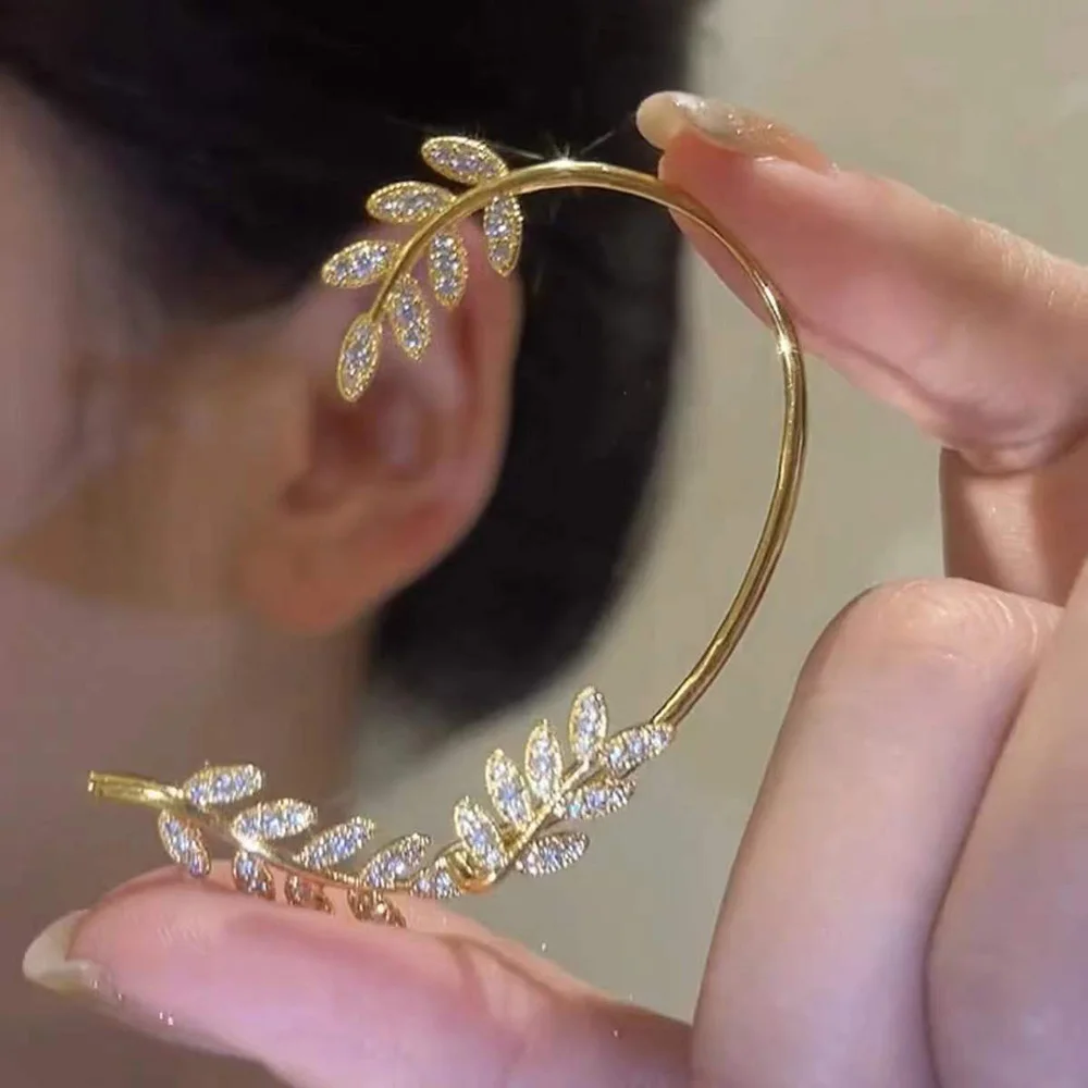 Sparkling Zircon Exquisite Leaf Gold Color Plated Metal Ear Cuff Stud Earring Female Girls Korean Fashion Party Jewelry Gifts 
Sparkling Zircon Exquisite Leaf Gold Color Plated Metal Ear Cuff Stud Earring Female Girls Korean Fashion Party Jewelry Gifts