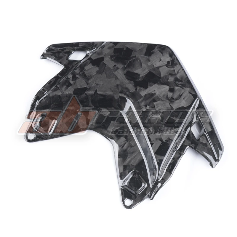 Задняя отделка для чехла сидений Honda CBR1000RR 2017 +, кованое углеродное волокно 100%
Задняя отделка для чехла сидений Honda CBR1000RR 2017 +, кованое углеродное волокно 100%