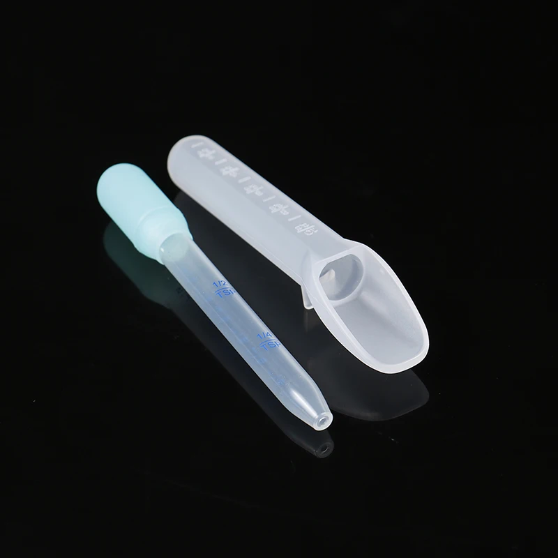 1Pc 5Ml Siliconen Pipette Liquid Voedsel Dropper Plastic Babyvoeding Afdruipselglas Lepel Buret Baby Gebruiksvoorwerpen
1Pc 5Ml Siliconen Pipette Liquid Voedsel Dropper Plastic Babyvoeding Afdruipselglas Lepel Buret Baby Gebruiksvoorwerpen
