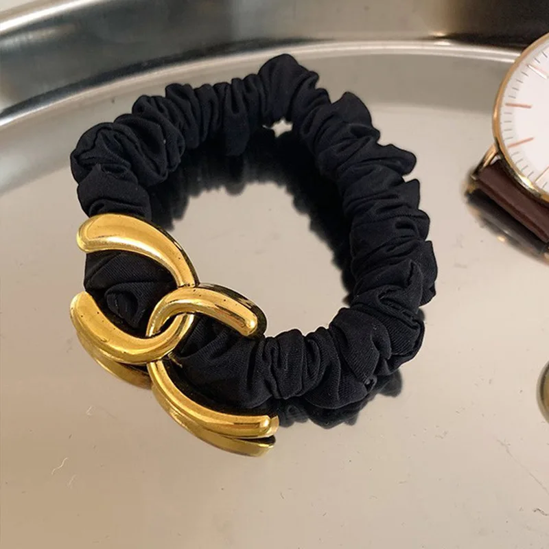 Middle sense gold hair clip head rope large intestine circle accessories Korean headwear headbands for women designer wholesale
Middle sense gold hair clip head rope large intestine circle accessories Korean headwear headbands for women designer wholesale