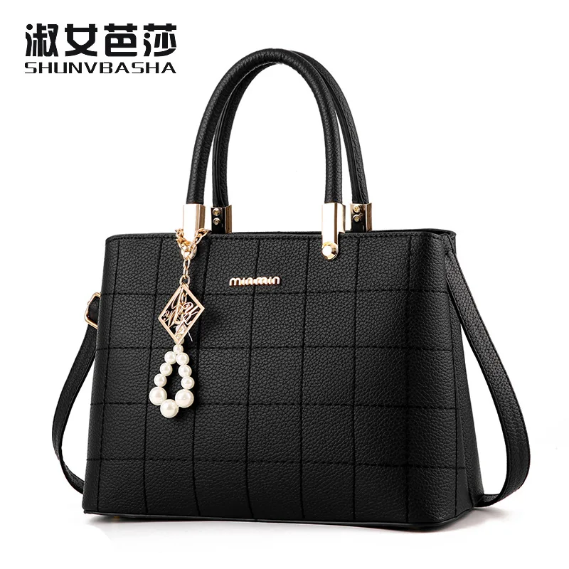 2020 new fashion lady fashion elegant temperament 100 trend bag bags 
2020 new fashion lady fashion elegant temperament 100 trend bag bags