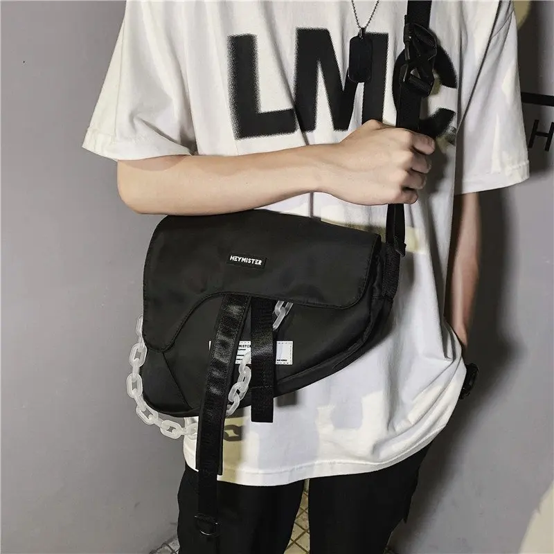 Tactical shoulder bag women retro chain street style messenger bag pistol design gun saddle bag for women
Tactical shoulder bag women retro chain street style messenger bag pistol design gun saddle bag for women