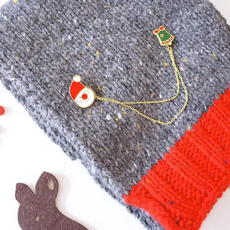 1Pc Christmas Brooch With Chain Creative Lapel Pin Cartoon Breastpin Jewelry
1Pc Christmas Brooch With Chain Creative Lapel Pin Cartoon Breastpin Jewelry