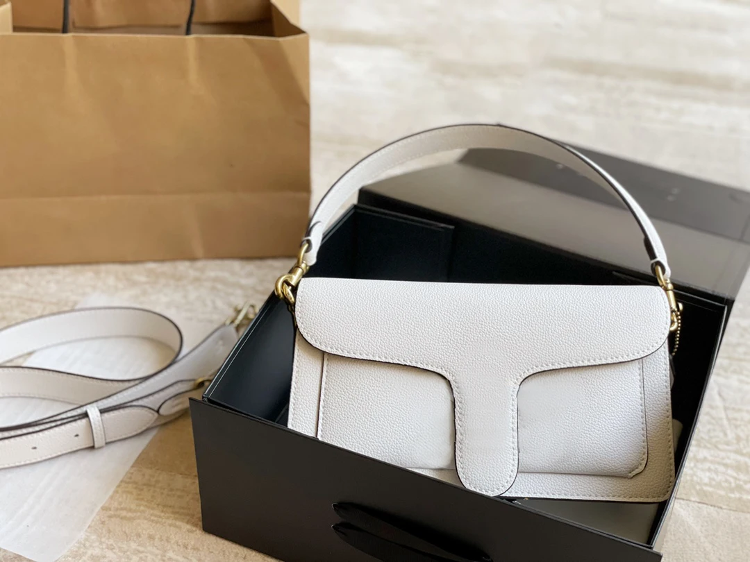 2021 fashion shoulder bag female bag Bacchus bag wallet lipstick bag brand bag simple atmosphere
2021 fashion shoulder bag female bag Bacchus bag wallet lipstick bag brand bag simple atmosphere