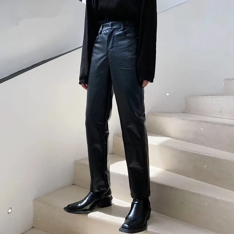 Simple Design PU Leather Pants For Men Cool Straight Ankel-length Patns Male Black Elastic Waist Streetwear Trousers
Simple Design PU Leather Pants For Men Cool Straight Ankel-length Patns Male Black Elastic Waist Streetwear Trousers