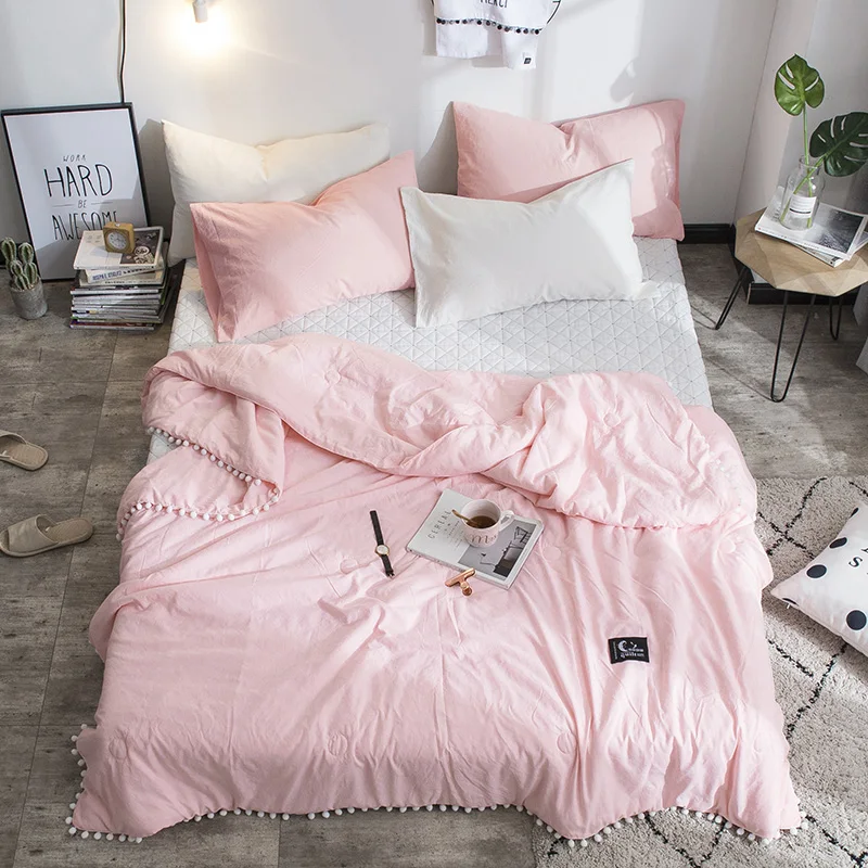 Summer Quilts Pink Air Condition Duvet With Little White Pompons Bed Linens Washed Cotton Throw Blankets Soft Solid Bedding
Summer Quilts Pink Air Condition Duvet With Little White Pompons Bed Linens Washed Cotton Throw Blankets Soft Solid Bedding