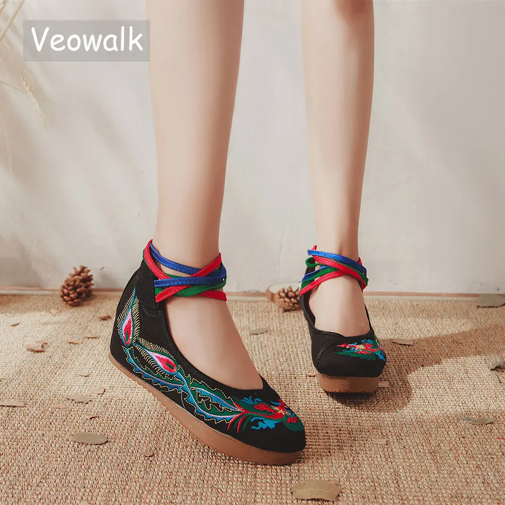 Винтажные женские кроссовки Veowalk, из хлопчатобумажной ткани, на скрытой платформе, с вышивкой Феникса, с ремешком на щиколотке
Винтажные женские кроссовки Veowalk, из хлопчатобумажной ткани, на скрытой платформе, с вышивкой Феникса, с ремешком на щиколотке