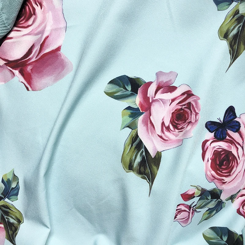 2021 summer vintage women knitted t-shirts lady floral print satin tops short sleeve woman floral t-shirts summer knitwear top 
2021 summer vintage women knitted t-shirts lady floral print satin tops short sleeve woman floral t-shirts summer knitwear top