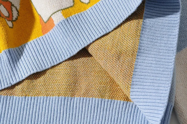 Fairy tale forest retro jacquard knitted cardigan 2021 fall new lapel single-breasted short sweater jacket women 
Fairy tale forest retro jacquard knitted cardigan 2021 fall new lapel single-breasted short sweater jacket women