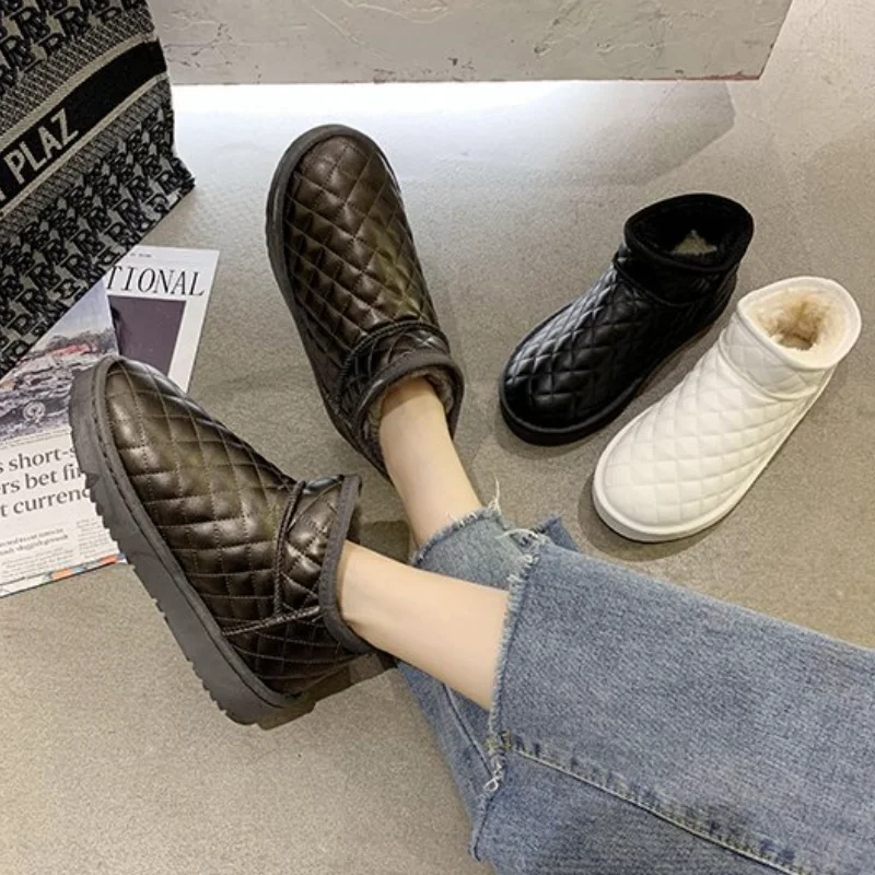 2022 Winter White New Fashion Ankle Women Leather Surface Plus Velvet Thickening Snow Boots Short Tube Zapatos Adidas Mujer
2022 Winter White New Fashion Ankle Women Leather Surface Plus Velvet Thickening Snow Boots Short Tube Zapatos Adidas Mujer
