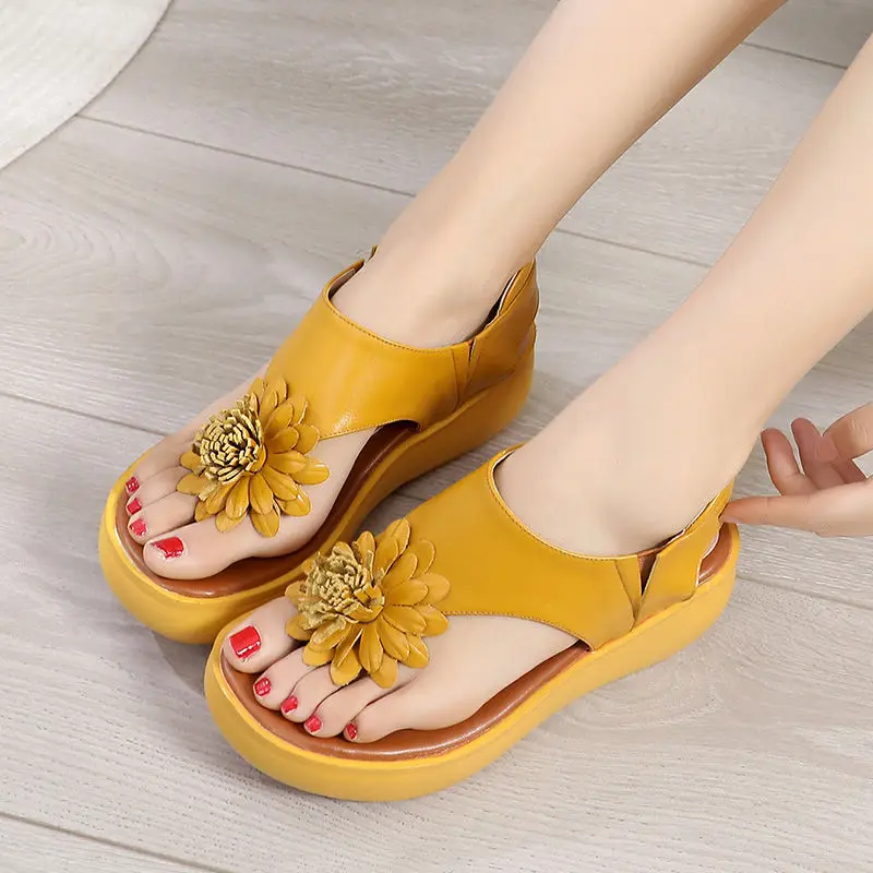 Gladiator Sandals Women Comfy Slippers 2021 Fahion Roman Wedge Sandals Low Heels Beach Shoes Casual Flip Flops Sandalia Feminina
Gladiator Sandals Women Comfy Slippers 2021 Fahion Roman Wedge Sandals Low Heels Beach Shoes Casual Flip Flops Sandalia Feminina