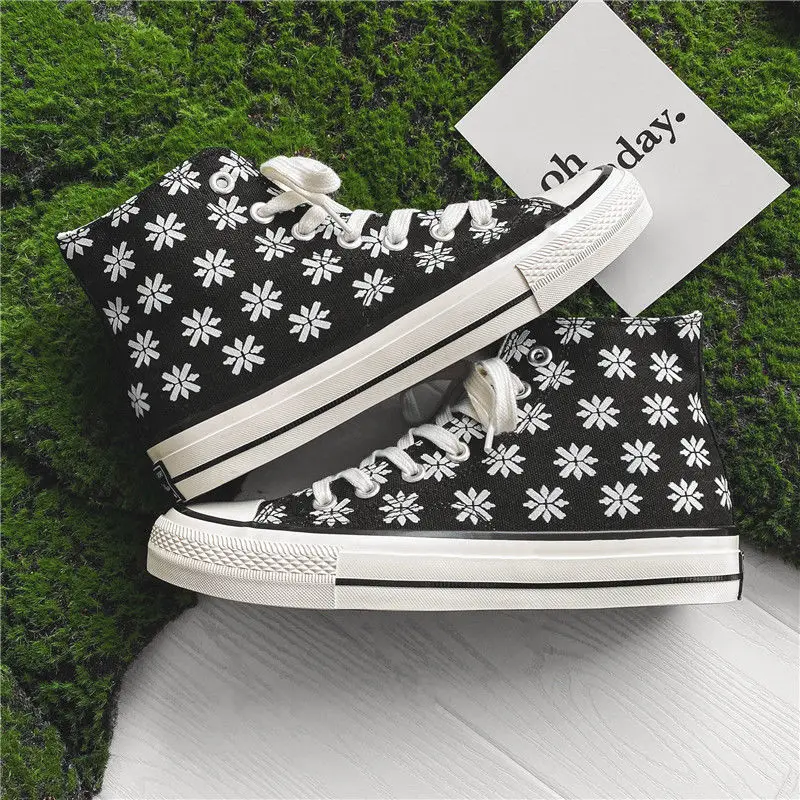 Skateboarding Canvas Shoes Men Fashion Summer Casual Sneakers High Top Sport Shoes Vulcanized Shoes Flats
Skateboarding Canvas Shoes Men Fashion Summer Casual Sneakers High Top Sport Shoes Vulcanized Shoes Flats