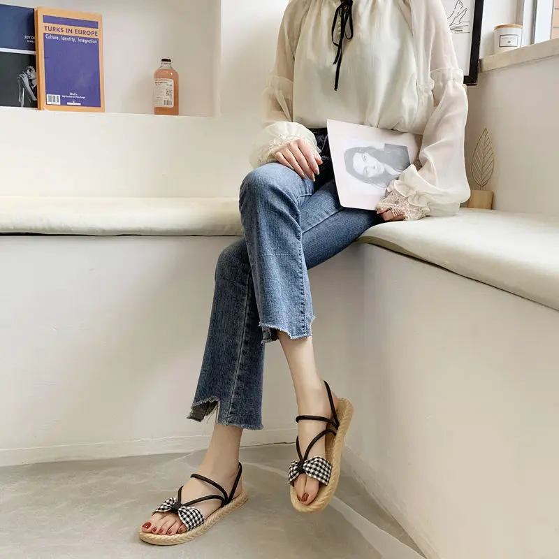 Slippers Women's 2021 Summer Non-slip Outer Wear Fashion Students Korean Fairy Style Flat Sandals Slippers
Slippers Women's 2021 Summer Non-slip Outer Wear Fashion Students Korean Fairy Style Flat Sandals Slippers
