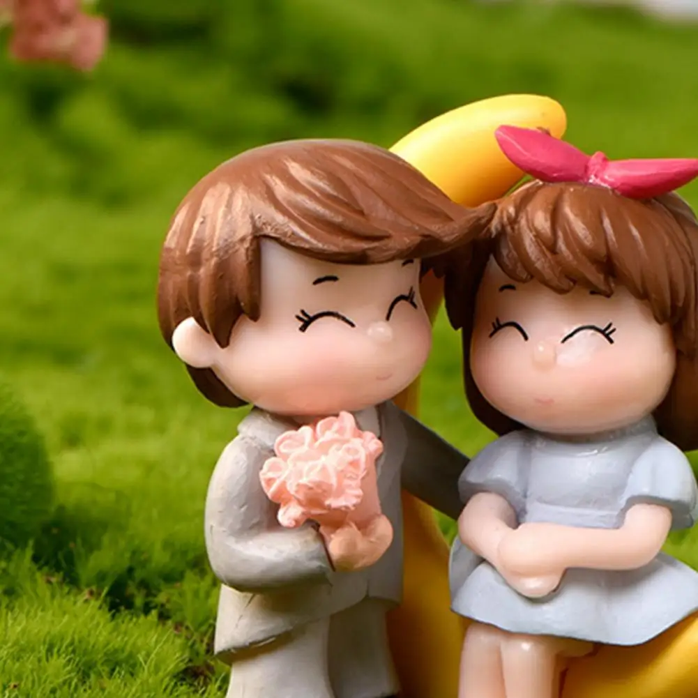Romantic Figurine Eco-friendly Micro Landscape Delicate Plastic Moon Couples Crafts Cute Cartoon Design Ornament Home Desktop
Romantic Figurine Eco-friendly Micro Landscape Delicate Plastic Moon Couples Crafts Cute Cartoon Design Ornament Home Desktop