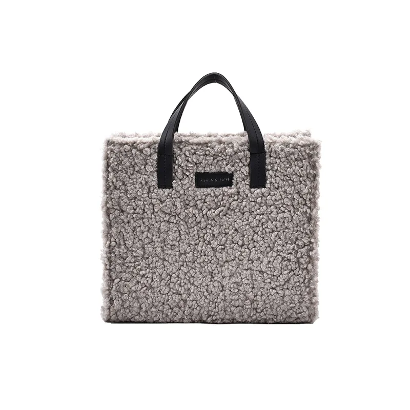Elegant Female Large Tote bag 2021 Winter New High-quality Soft Plush Women's Designer Handbag Travel Shoulder Messenger Bag
Elegant Female Large Tote bag 2021 Winter New High-quality Soft Plush Women's Designer Handbag Travel Shoulder Messenger Bag