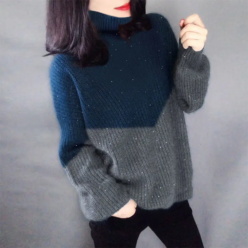 Contrast stitching high neck thickened short T-shirt sweater 2021 winter women's new 
Contrast stitching high neck thickened short T-shirt sweater 2021 winter women's new