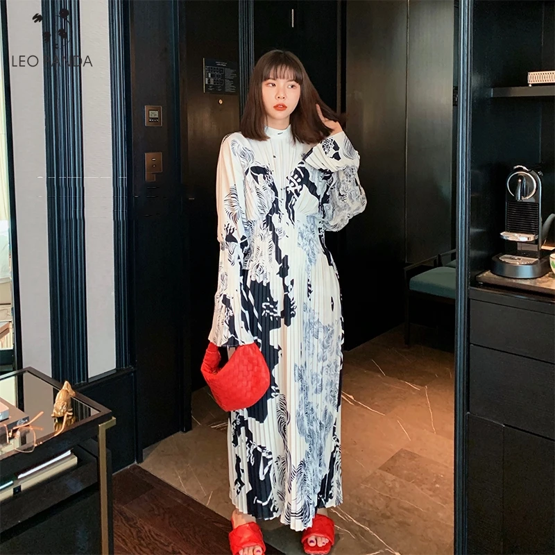 Vintage pleated belt printing dress women Elegant office ladies blazer dresses Long sleeve female autumn midi party dress
Vintage pleated belt printing dress women Elegant office ladies blazer dresses Long sleeve female autumn midi party dress