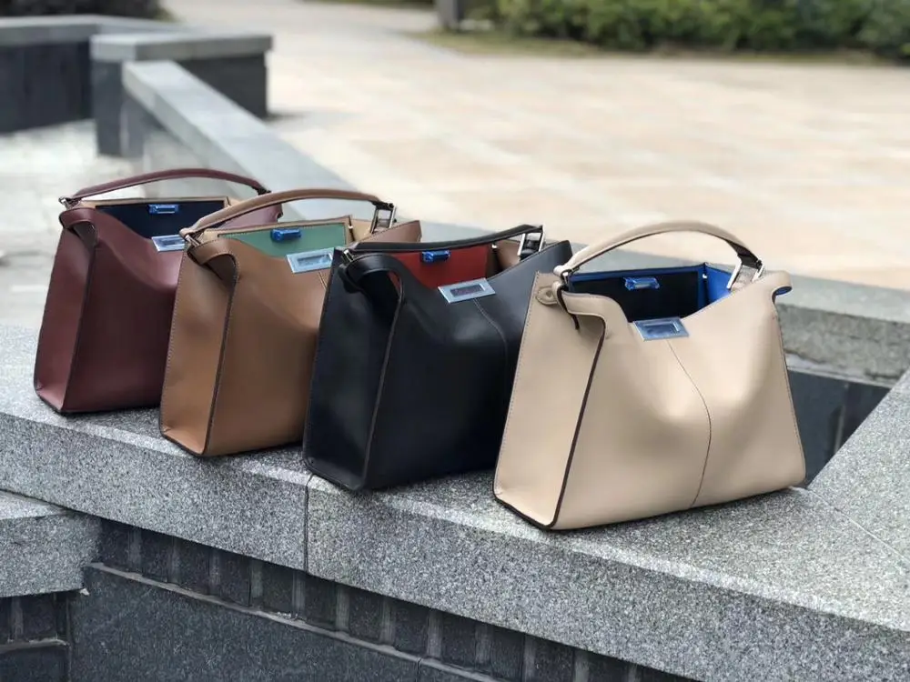 free shipping 2020 the new style fashion and classic genuine cow leather women handbag one shoulder bag casual tel bag 4 color
free shipping 2020 the new style fashion and classic genuine cow leather women handbag one shoulder bag casual tel bag 4 color