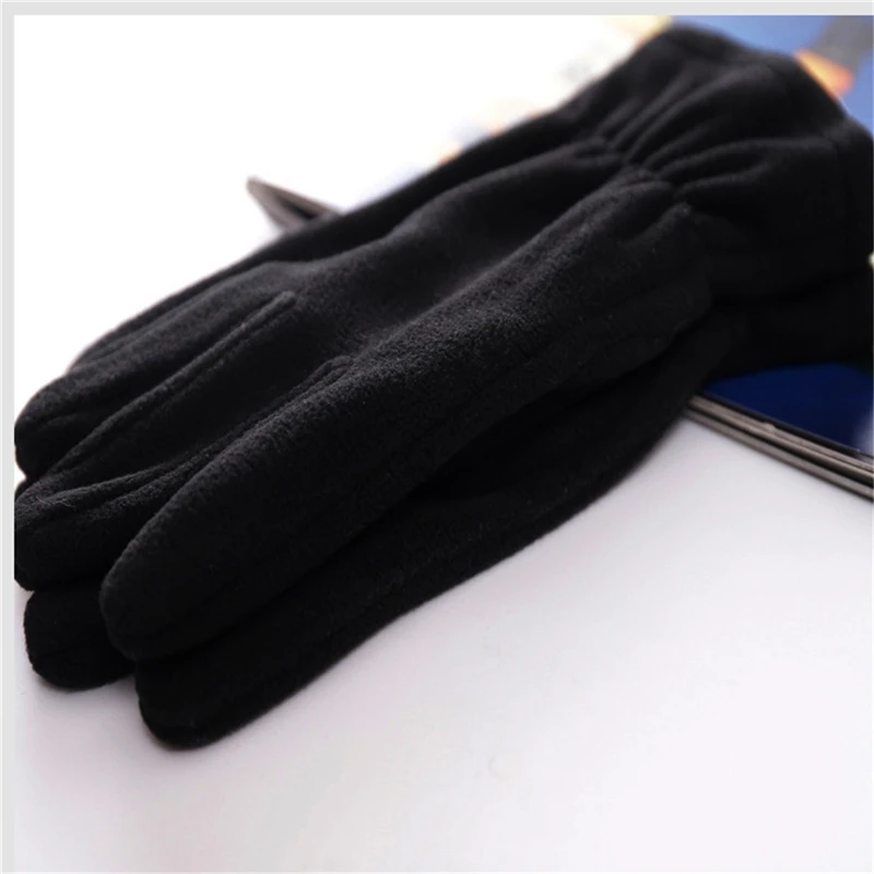 Work Gloves Winter Glove Windproof Liners Thermal Polar Fleece Hands Warmer In Cold Weather For Men And Women Warm Gloves 
Work Gloves Winter Glove Windproof Liners Thermal Polar Fleece Hands Warmer In Cold Weather For Men And Women Warm Gloves