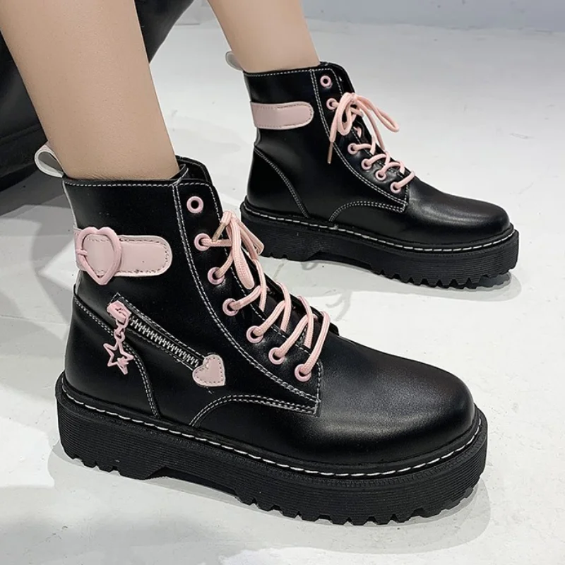 2022 Fashion Women's Boots PlatformPUleather Lace-up Square Heel Round Toe Solid Color New Women's Boots Gothic Motorcycle Boots
2022 Fashion Women's Boots PlatformPUleather Lace-up Square Heel Round Toe Solid Color New Women's Boots Gothic Motorcycle Boots