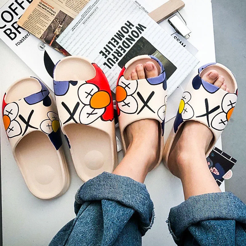 High Quality Luxury Slides Men Shoes Slippers Indoor House Slippers Men Graffiti Casual Beach Slipper EVA Quality Cartoon Shoes
High Quality Luxury Slides Men Shoes Slippers Indoor House Slippers Men Graffiti Casual Beach Slipper EVA Quality Cartoon Shoes