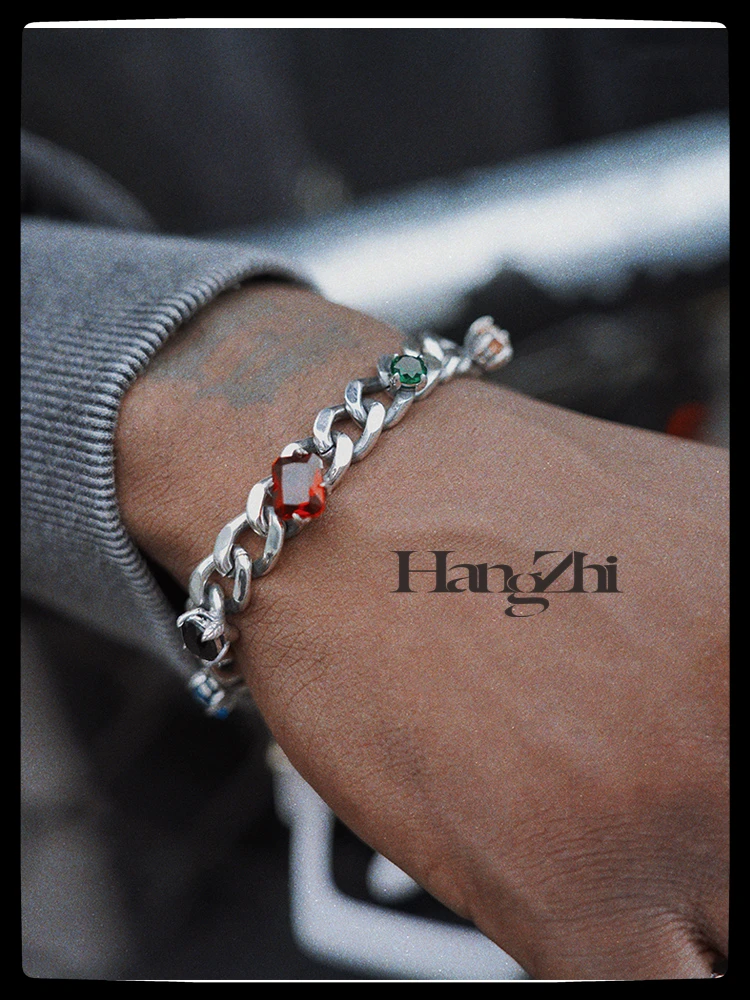 HANGZHI 20SS New Trend Hip Hop Punk Personality Vintage Splicing Colored Cuban Necklace For Men Women Girl Jewelry 
HANGZHI 20SS New Trend Hip Hop Punk Personality Vintage Splicing Colored Cuban Necklace For Men Women Girl Jewelry