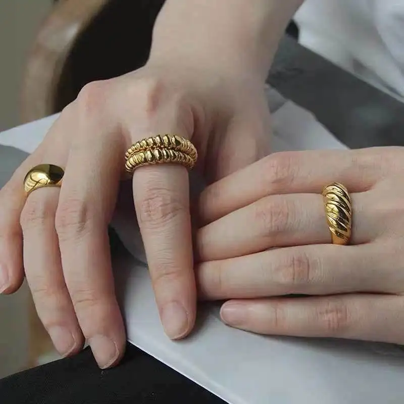 2020 Multi Retro Delicate Flower/Chunky Croissant/Double Layer Twisted Chain/Smooth Ring Women's First Choice Gold Kunckle Jewel
2020 Multi Retro Delicate Flower/Chunky Croissant/Double Layer Twisted Chain/Smooth Ring Women's First Choice Gold Kunckle Jewel