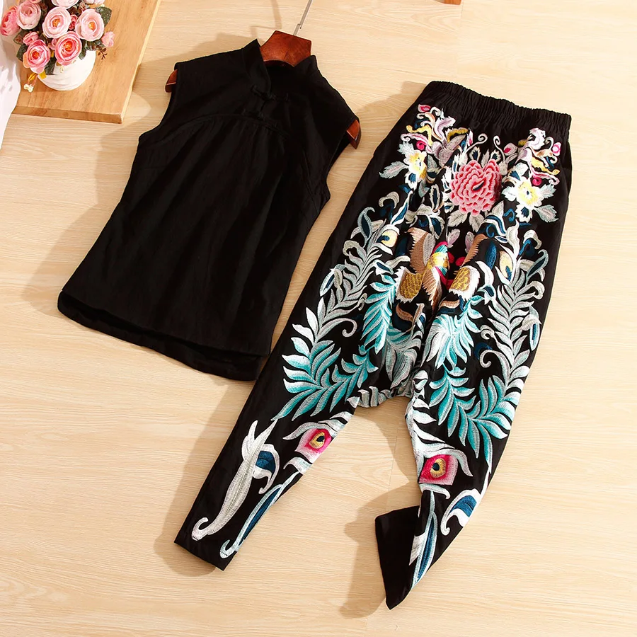 2 piece set women vintage Chinese style fashion runway black shirt top + embroidery floral Harem pants lady suit S-XXL
2 piece set women vintage Chinese style fashion runway black shirt top + embroidery floral Harem pants lady suit S-XXL