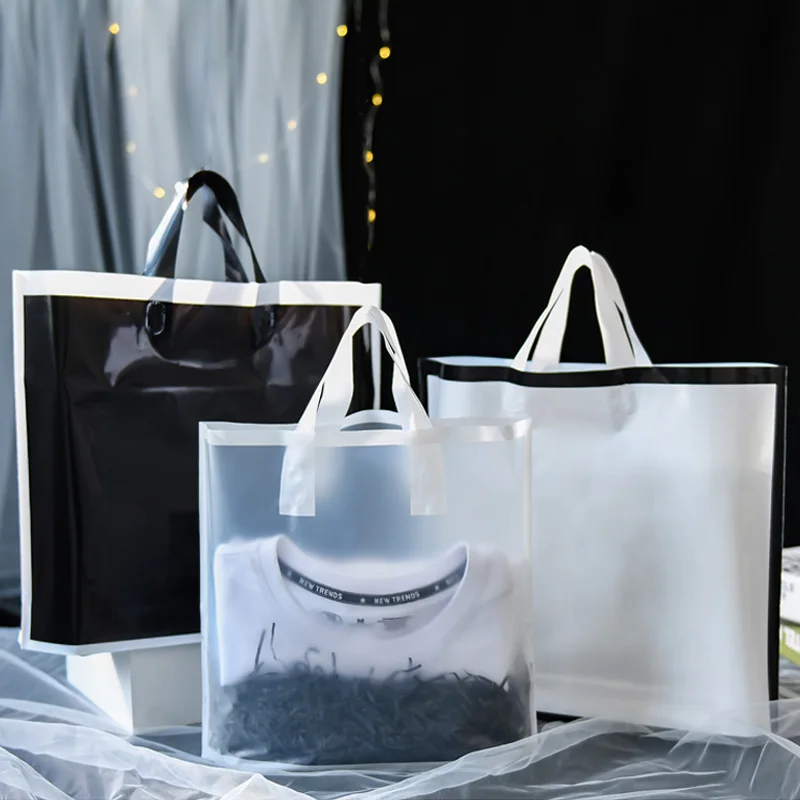 High-end Black White Thick Large Plastic Shopping Cosmetic Bags 10pcs Down Jacket Clothing Packaging Plastic Bag With Handle
High-end Black White Thick Large Plastic Shopping Cosmetic Bags 10pcs Down Jacket Clothing Packaging Plastic Bag With Handle
