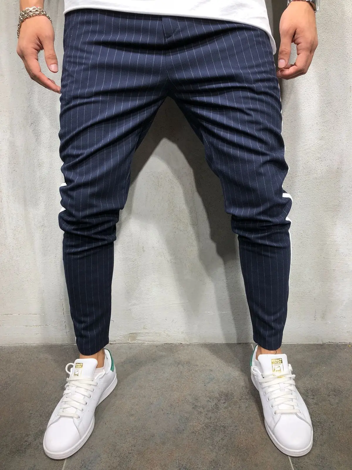 2022 Pants Casual Trousers Men Solid Color Casual Simple Fashion Versatile
2022 Pants Casual Trousers Men Solid Color Casual Simple Fashion Versatile