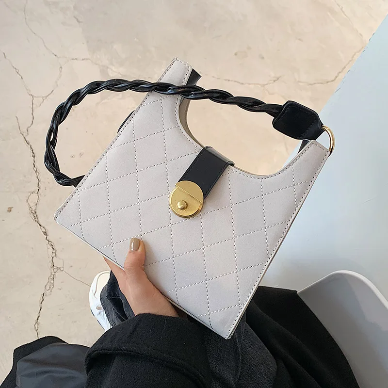 VeryMe Simple Purses And Handbags Luxury Designer Classic Cross Body Bag Woman Leather Diamond Pattern Shoulder Bags Sac A Main
VeryMe Simple Purses And Handbags Luxury Designer Classic Cross Body Bag Woman Leather Diamond Pattern Shoulder Bags Sac A Main