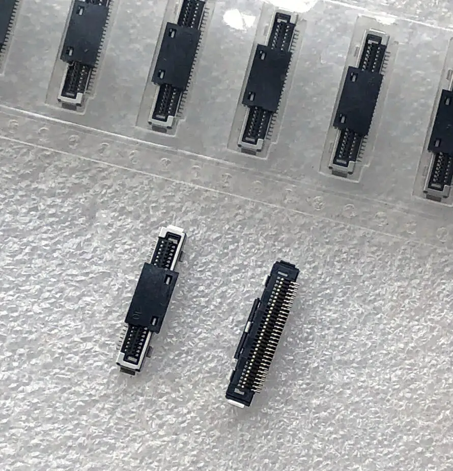 For new original laptop LCD TV screen line screen base an LVDS 30P 30 line slot socket
For new original laptop LCD TV screen line screen base an LVDS 30P 30 line slot socket
