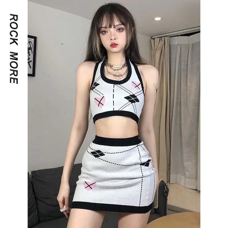 Sweet Girl Contrast Color Sexy Halterneck with Suspenders Vest Knitted Sheath Skirt Outfit Female 2021 Summer
Sweet Girl Contrast Color Sexy Halterneck with Suspenders Vest Knitted Sheath Skirt Outfit Female 2021 Summer