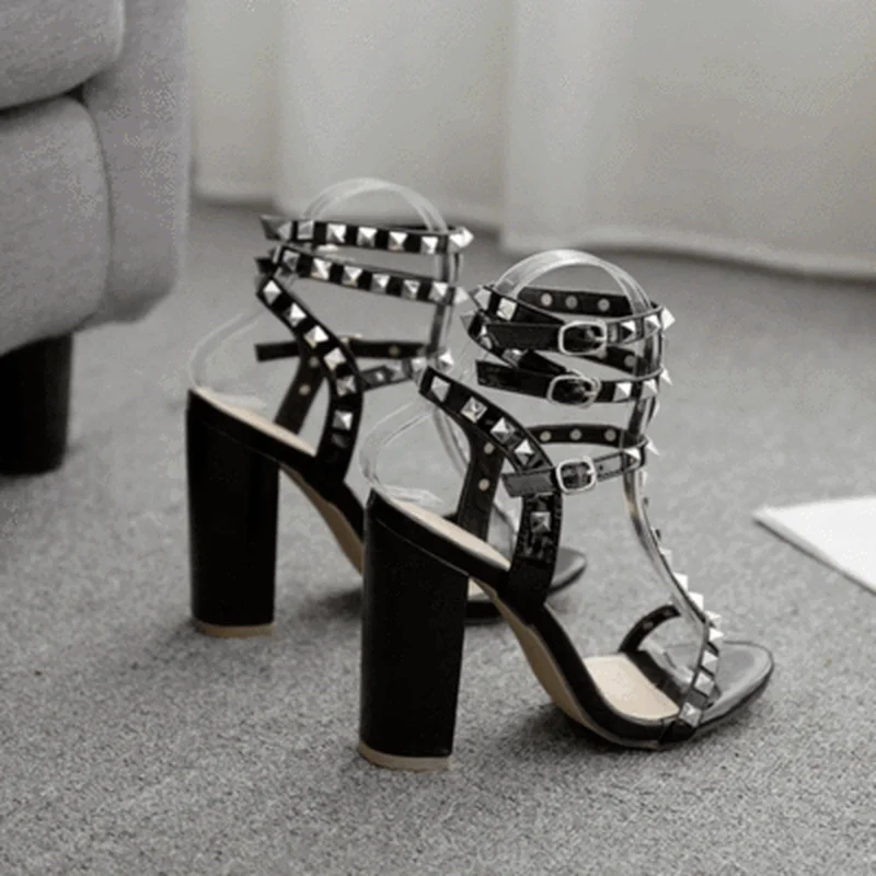 Web Celebrity New Fashion Rivet High Heel Coarse Heel Sandals Female Shoes Trend Chunky Heels women shoes 2021
Web Celebrity New Fashion Rivet High Heel Coarse Heel Sandals Female Shoes Trend Chunky Heels women shoes 2021