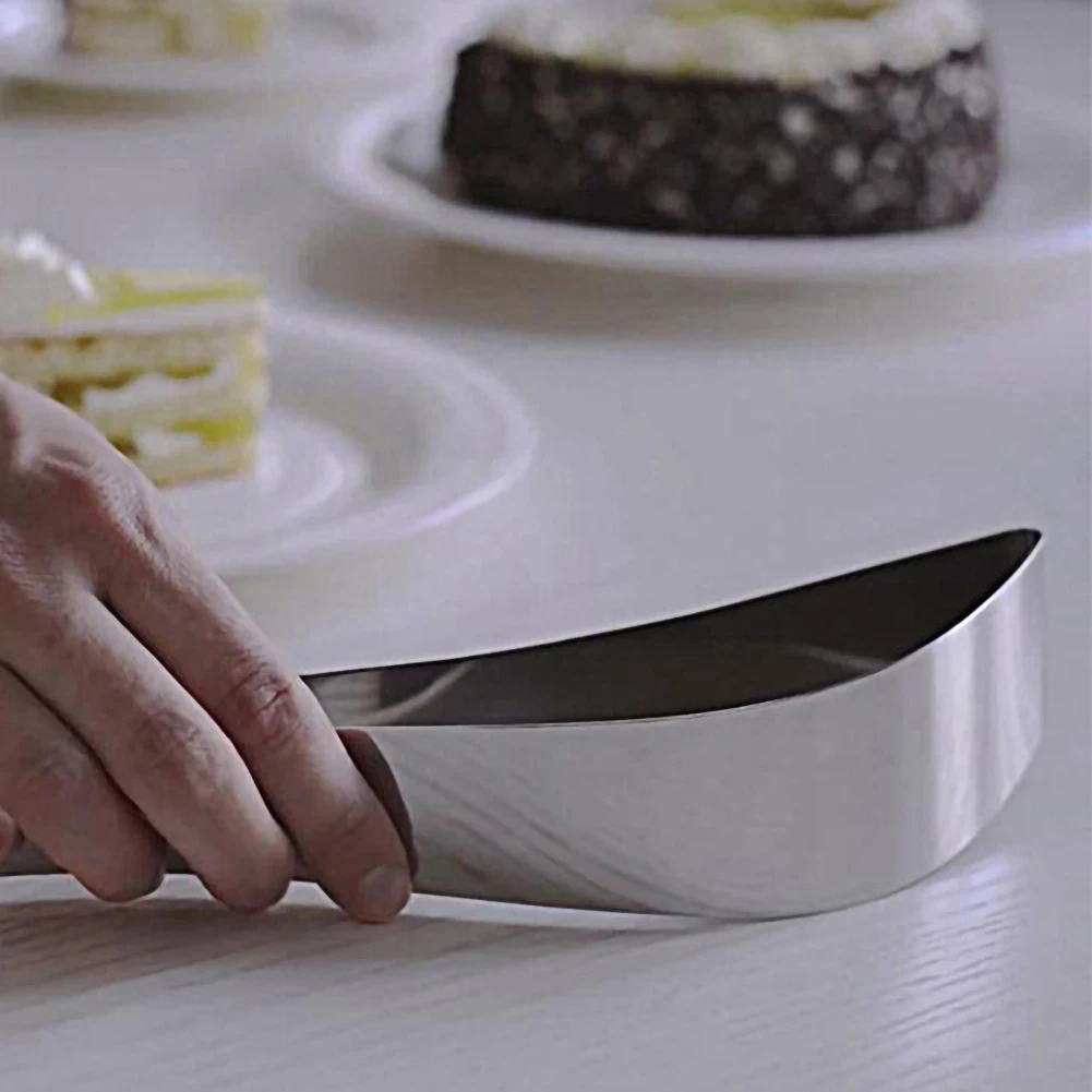 1Pc Stainless Steel Perfect Cake Slicer Cutter Serving 25*4.7cm Irregular Bread Butter Cake Cutter Kitchen Utensils Gadget
1Pc Stainless Steel Perfect Cake Slicer Cutter Serving 25*4.7cm Irregular Bread Butter Cake Cutter Kitchen Utensils Gadget