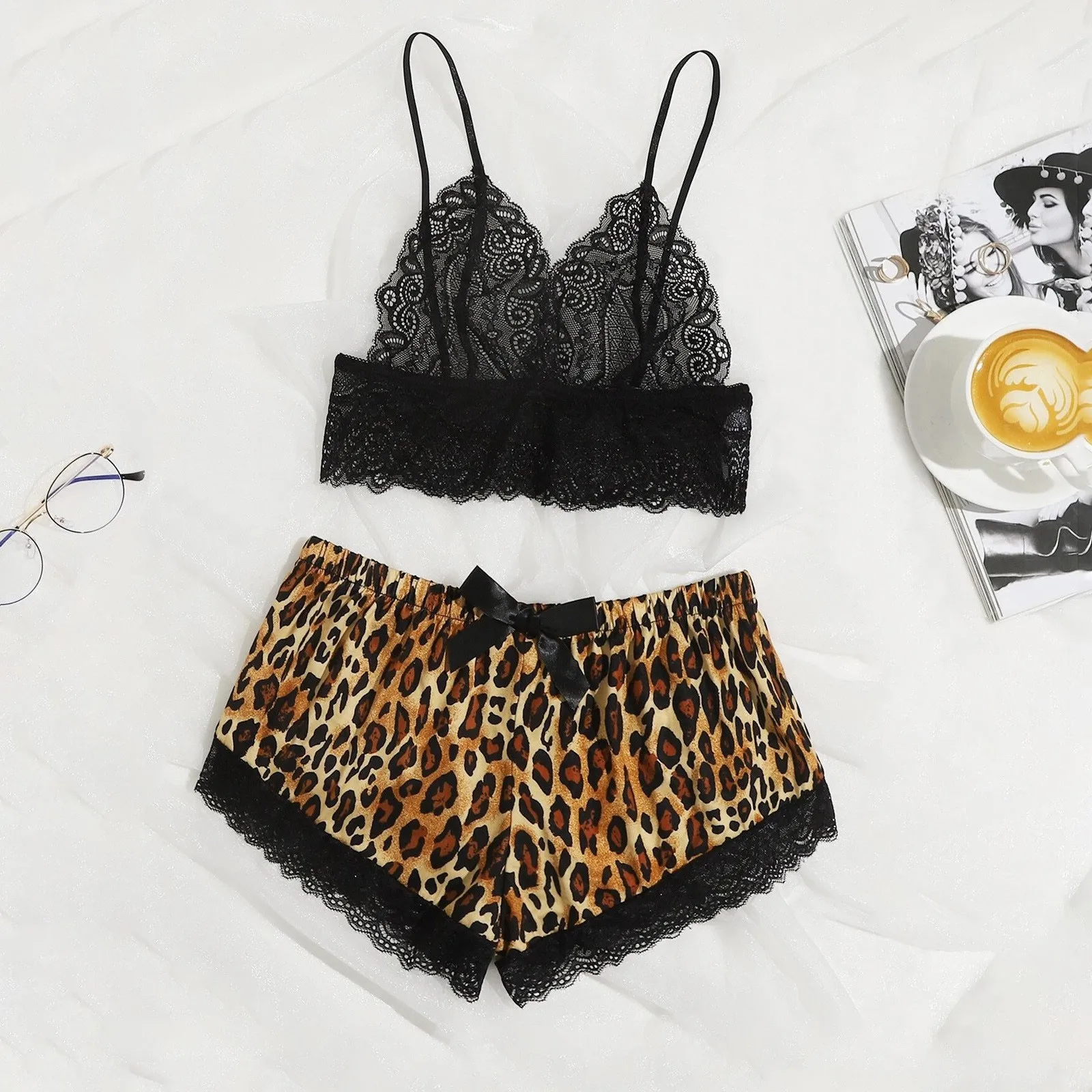 Women's Lace Cami Top with Shorts Leopard 2 Piece Set Sexy Lingerie Pajama Set Plus Size 5XL Lace Underwear Sleepwear A20
Women's Lace Cami Top with Shorts Leopard 2 Piece Set Sexy Lingerie Pajama Set Plus Size 5XL Lace Underwear Sleepwear A20